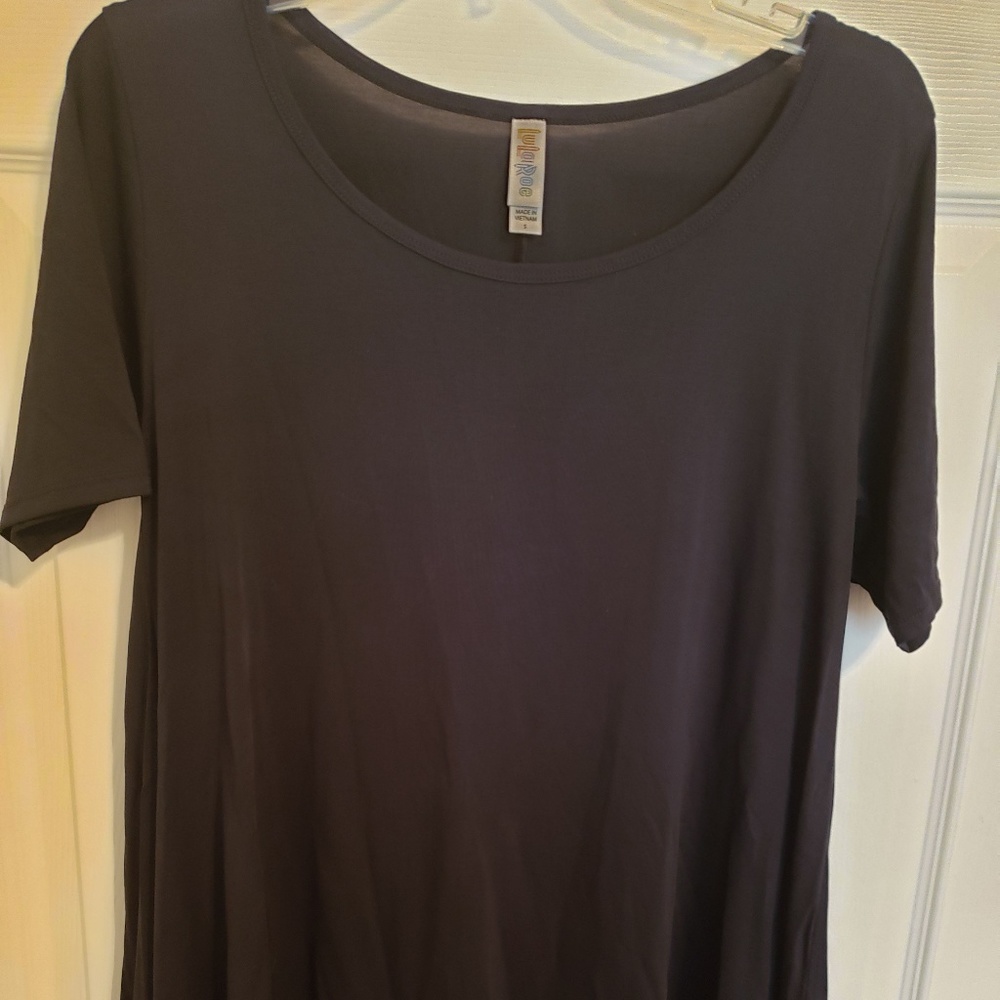 Small Black Perfect Tee